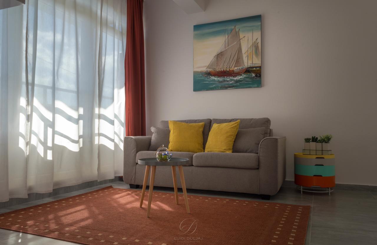 Sun Studio Apartments โตรกีร์ ภายนอก รูปภาพ