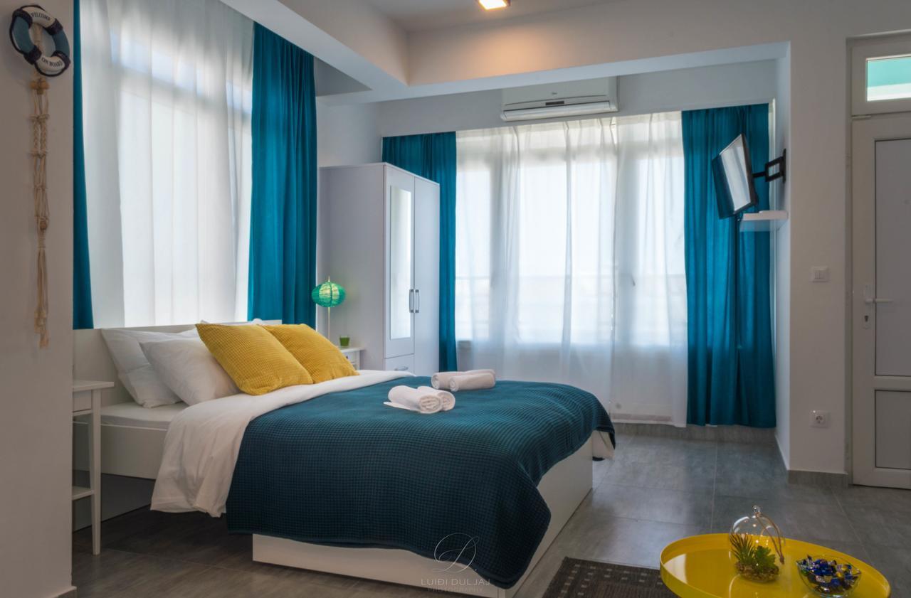 Sun Studio Apartments โตรกีร์ ภายนอก รูปภาพ